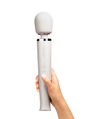 Le Wand Rechargeable Vibrating Massager